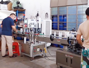 Gros PSAF gratuit Résistant à l'eau Résistant à l'eau pour les tissus cuir Protecteur de meubles Soins des meubles Spray résistant à l'eau 11