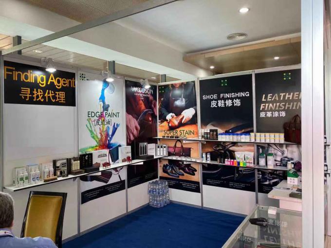 Gros PSAF gratuit Résistant à l'eau Résistant à l'eau pour les tissus cuir Protecteur de meubles Soins des meubles Spray résistant à l'eau 31