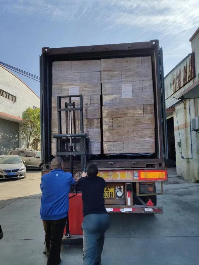 Gros PSAF gratuit Résistant à l'eau Résistant à l'eau pour les tissus cuir Protecteur de meubles Soins des meubles Spray résistant à l'eau 37