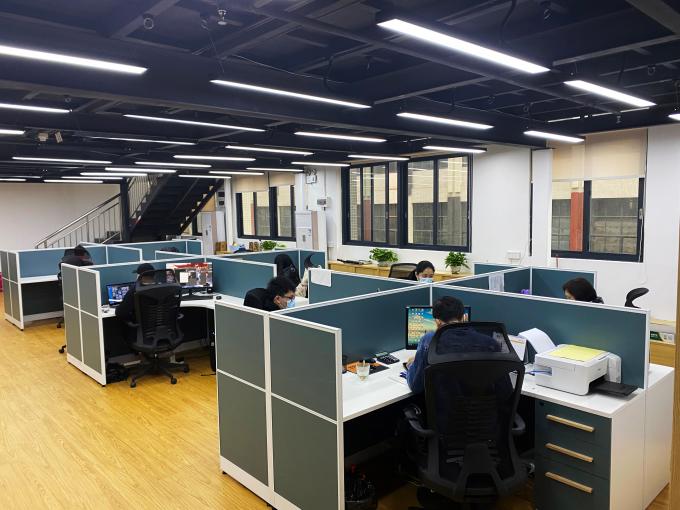 Tableau de glisse de hockey sur mesure Polonais Premium Silicone Spray Safe pour les carreaux de hockey 7